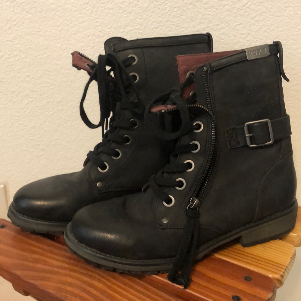 Roxy Boots